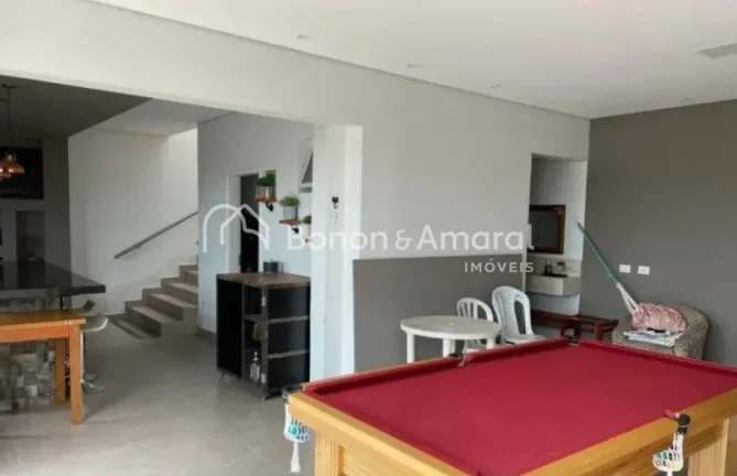 Imagem Casa ampla com acabamento refinado no Condomínio Flor da Serra, em terreno de 480m² e 244m² de á...