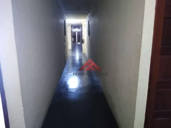 Imagem Apartamento com 2 dormitórios à venda, 54 m² por R$ 140.000,00 - Porto Novo - São Gonçalo/RJ