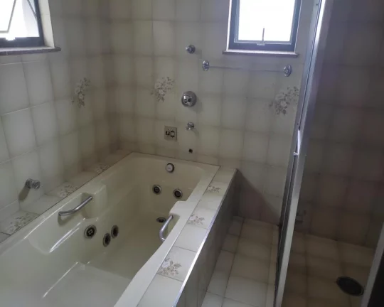Imagem Sobra muito lindo com 4 dormitórios 3 vagas edícula hidromassagem Fl55