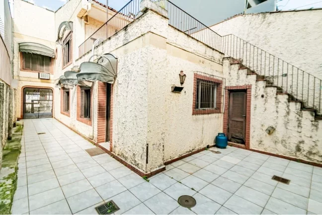Imagem Casa à venda no bairro Passo da Areia - Porto Alegre/RS