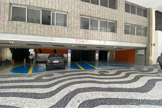 Imagem Garagem Comercial no Centro: Oportunidade Única!