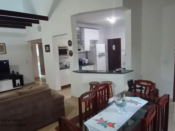 Imagem Casa 2 Dormitórios sendo 1 suíte e Edícula. A Venda em Peruíbe. Excelente Acabamento e Espaço Para Piscina.