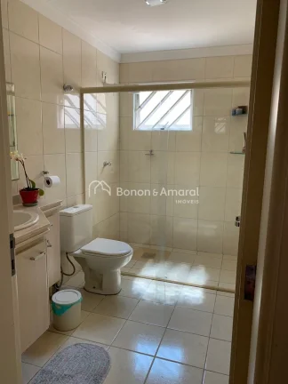 Imagem Casa térrea a venda no Taquaral, 3 quartos e armários planejados, sendo 1 suíte, banheiro social,...