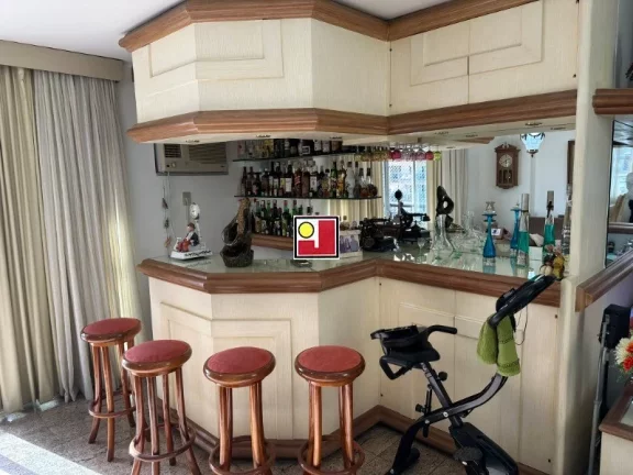 Imagem Vendo 4Q Rua 18 de outubro 141, Tijuca, exclusividade, 4Q, 1 suíte, MAIOR PLANTA, melhor vista, alto, super SEGURO, 7 VAGAS, próximo METRÔ Uruguai