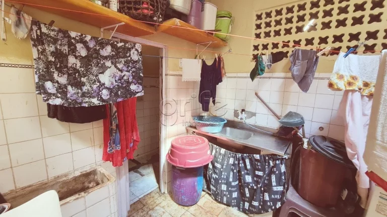 Imagem Com terreno de 60m² no centro de Fortaleza, entre as Ruas Major Facundo e Rua Floriano Peixoto, atr...