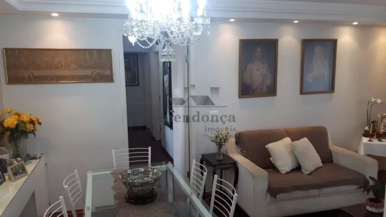 Imagem Apartamento bem espaçoso e repleto de armários. Living para 2 ambientes, lavabo, 3 dormitórios se...