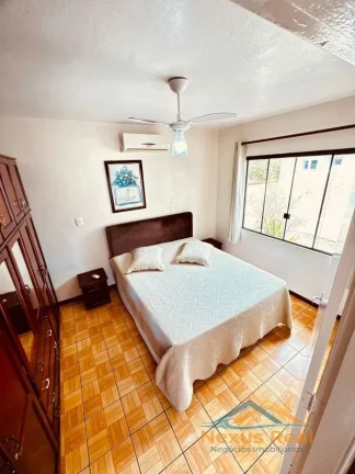 Imagem Casa no Canto Grande