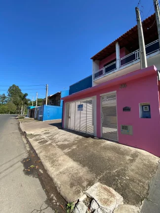 Imagem Sobrado a venda no Bairro Village - Tatuí/SP.