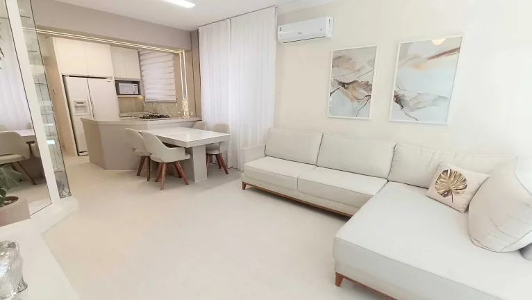 Imagem Apartamento com 3 dormitórios sendo 2 suítes e 1 vaga de garagem Centro, Balneário Camboriú/SC