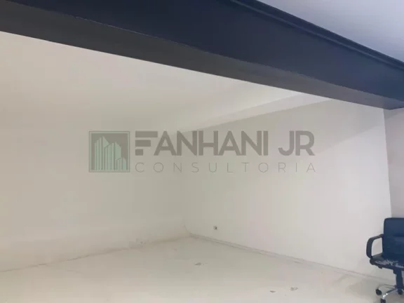 Imagem Casa Comercial de Alto Padrão para Locação em São Paulo-SP, Jardim América: 9 salas, 6 banheiros, 5 vagas, 230m².