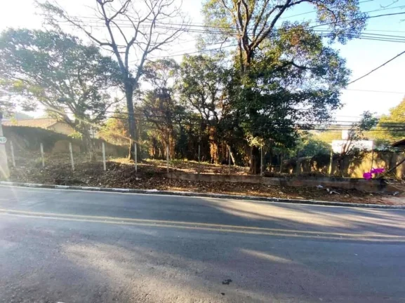 Imagem Lote (ZUM) - Est Marselha 2.334 m² (Chácaras do Refúgio)