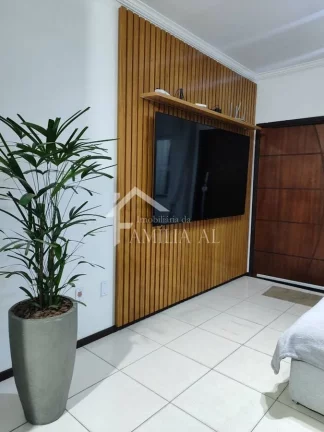 Imagem Geminado planta baixa no Espinheiros com abertura de 6 metros