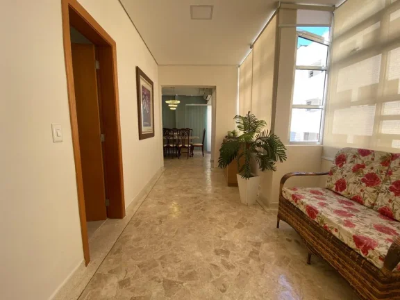 Imagem Lindo apartamento a venda em Santos na Ponta da Praia