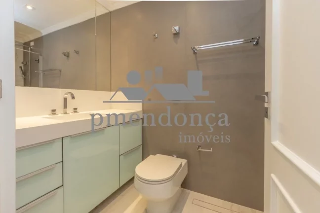 Imagem Apartamento à Venda em Perdizes todo reformado com 3 quartos e 2 vagas, 120m²