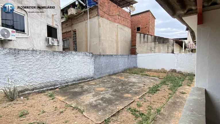 Imagem Casa com 3 Quartos à Venda, 341 m² em Ideal - Ipatinga