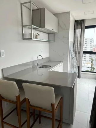 Imagem Apartamento com 3 suítes e 2 vagas de garagem no Centro de Itajaí