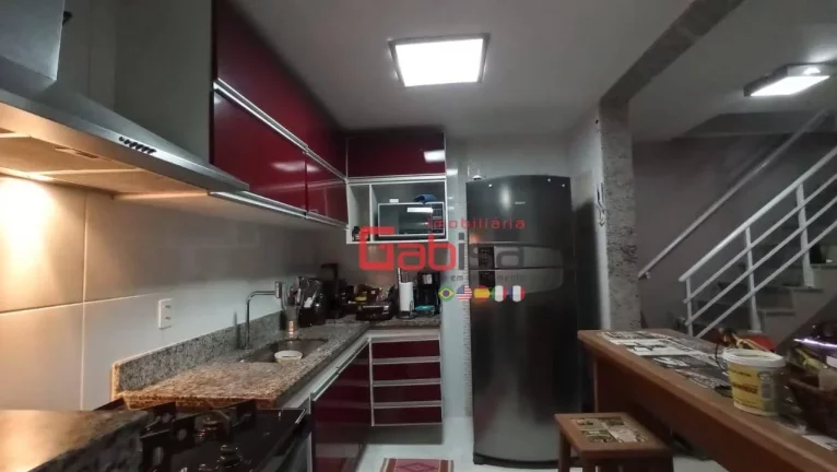 Imagem Cobertura Semimobiliada com 3 dormitórios à venda, 192 m² por R$ 950.000 - Braga - Cabo Frio/RJ