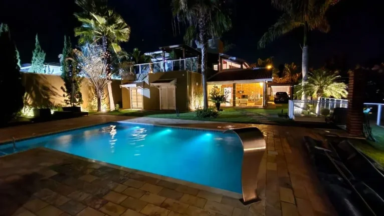 Imagem Chácara de luxo em condomínio no Residencial Ecopark em Tatuí-SP: 5 quartos, 3 suítes, 3 salas, 4 banheiros.