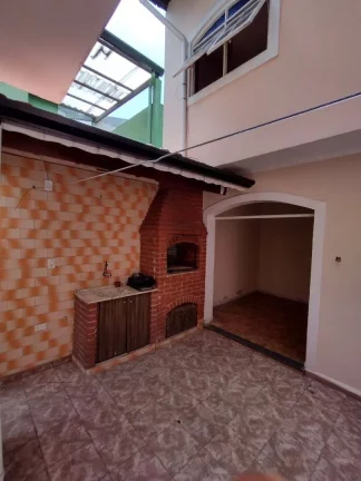 Imagem Sobrado com 3 dormitórios para alugar, 176 m² por R$ 2.600,00 Pq Marajoara