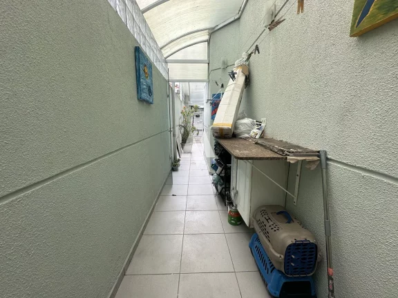 Imagem Casa Triplex com Churrasqueira, Solarium e 3 quartos em Santos!