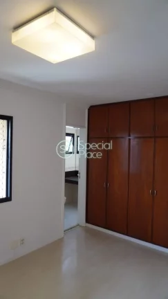 Imagem 101 metros 2 dormitórios 1 suíte dormitório de empregada com banheiro despensa 2 vagas Apartament...