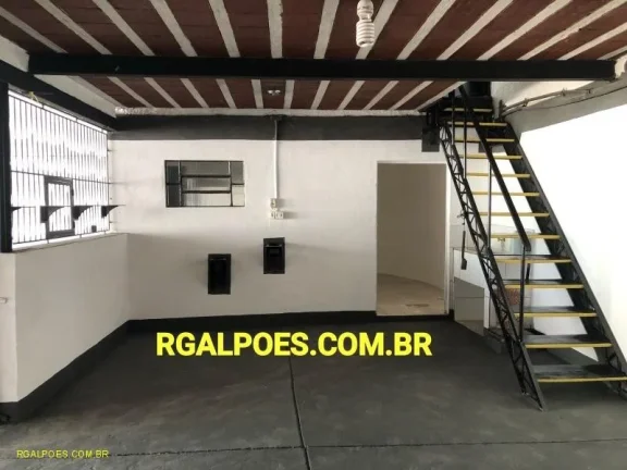 Imagem Galpão para Locação em DUQUE DE CAXIAS, Jardim Primavera, 2 banheiros