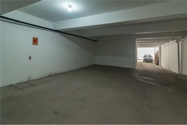 Imagem Apartamento à venda em Porto Alegre, Petrópolis, com 2 quartos, 87m2