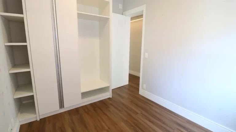 Imagem Apartamento 162M², 4Q, 2 Suítes, 5 Banheiros, 2 Vagas, Varanda Gourmet, Academia, Piscina Adulto, Infantil e Aquecida, Salão de Festas e Jogos, Quadra