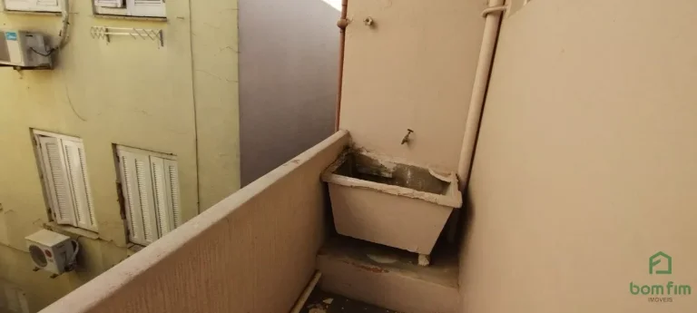 Imagem Apto 2 dorm. para investidor à venda, Bairro Santana, Porto Alegre/RS.
