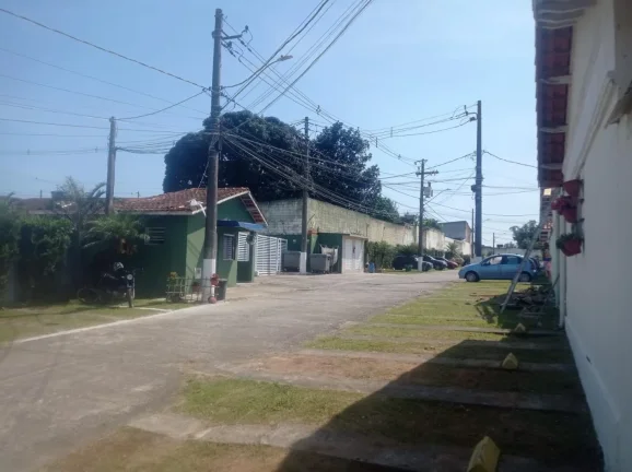 Imagem Casa para Venda em Itanhaém, Umuarama, 2 dormitórios, 1 banheiro, 1 vaga