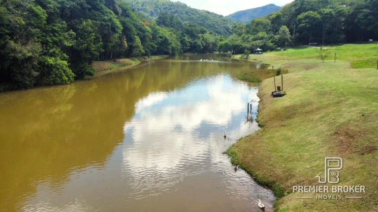 Imagem Casa à venda, 275 m² por R$ 2.932.000,00 - Itaipava - Petrópolis/RJ