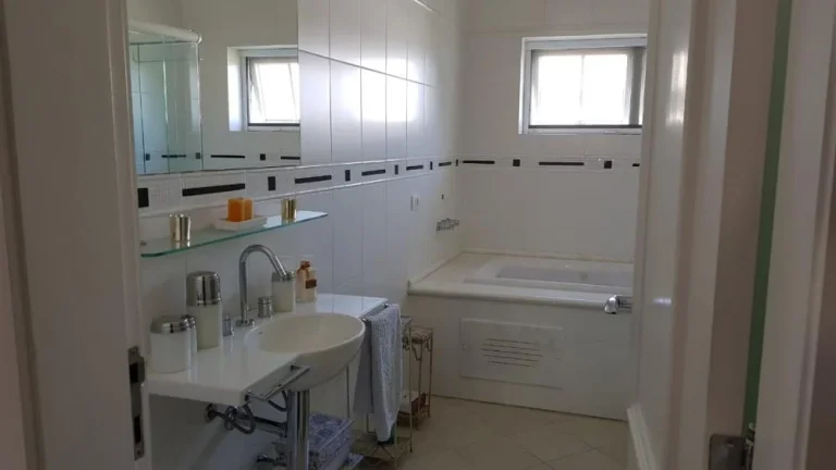 Imagem Casa no Res. Morada dos Lagos - 701m²