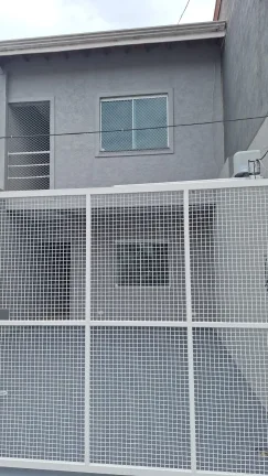 Casa à venda ou para alugar com 3 quartos, sendo 1 suíte, em Alvinópolis, Atibaia, SP