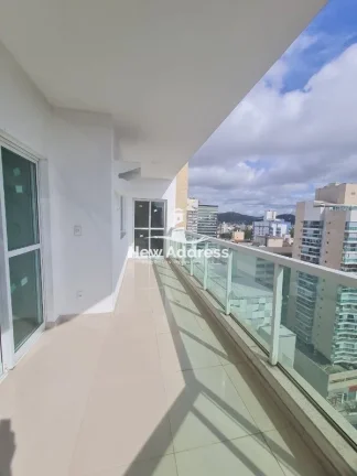Imagem Apartamento na Praia da Costa com 120m², 3 quartos (1 suíte), 3 vagas, varandas e lazer completo. Andar alto, perto do Shopping Praia da Costa!