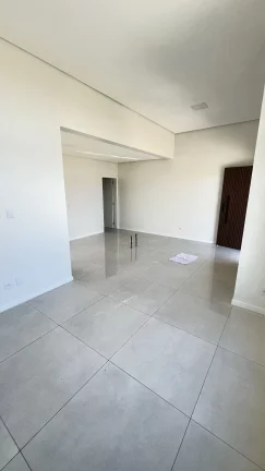 Imagem Excelente casa de 3 dormitórios em localização Privilegiada do Bairro Centenário- Sapiranga