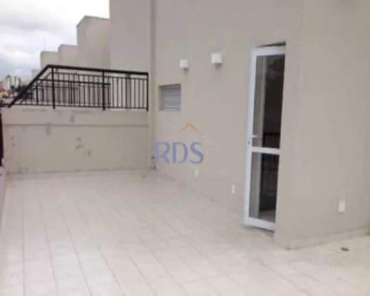 Venda de Cobertura de 126m² com 2 dormitórios sendo 1 suíte e 2 vagas. com posição e vista privilegiada.