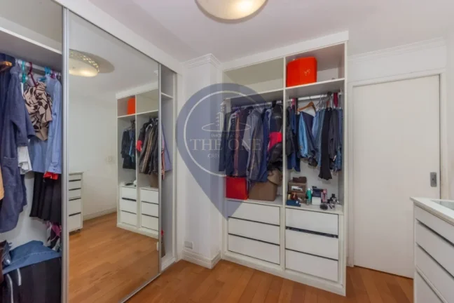 Imagem Casa em Condomínio à Venda na Vila Santa Catarina, São Paulo-SP: 3 Quartos, 1 Suíte, 2 Salas, 3 Banheiros, 3 Vagas de Garagem - 107m².
