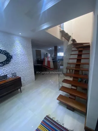 Imagem Linda Casa Duplex Fino Acabamento Novo Portinho à Venda