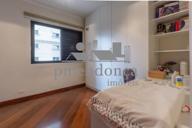 Imagem Apartamento a venda em Perdizes com 132 m², 3 su­tes e 3 vagas.