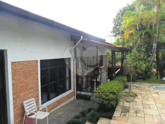 Imagem Sobrado à venda com 3 quartos, sendo 1 suíte, em Vila São Francisco, São Paulo - SP