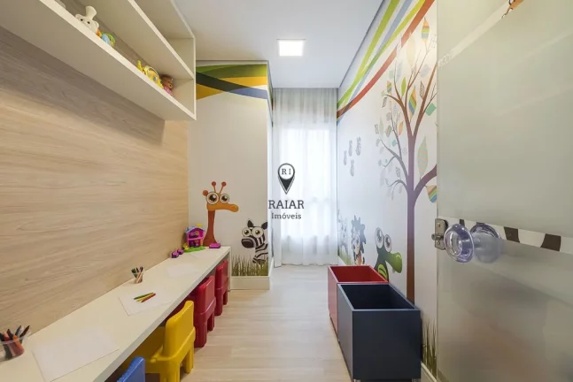 Imagem Um projeto neoclássico, com apartamentos com 3 dormitórios (suíte). Localizado na rua Barão dos ...