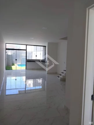Imagem Casa duplex de 2 suítes, escritório, piscina. Cond Grand Park. Campo Grande
