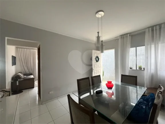 Imagem Casa para alugar com 3 quartos em CAMPO LIMPO, São Paulo - SP