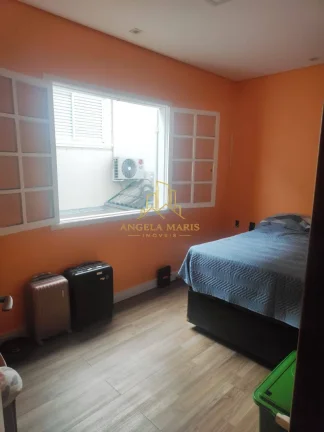 Imagem Casa Sobrado, 3 Dormitórios (1suíte), 2 vagas, Jardim das Indústrias - SJC