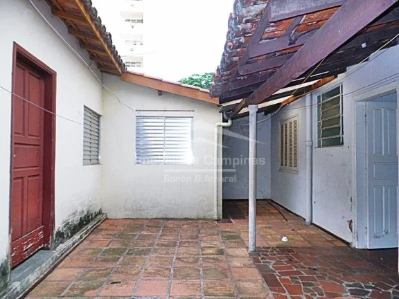 Imagem Casa a venda no Cambuí em Campinas.

Imovel muito bem localizado no bairro a duas quadras do Centro...