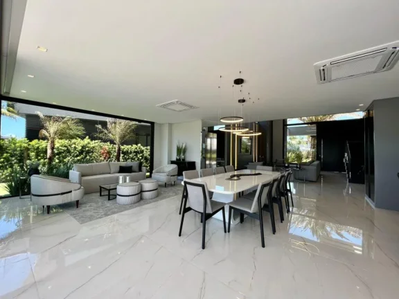 Imagem Casa em Condominio 5 Dormitórios - Bairro --