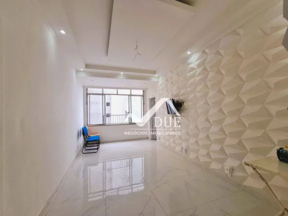 Imagem Apartamento com 2 quartos com vista mar, à venda, 72 m² por R$ 590.000 - Embaré - Santos/SP