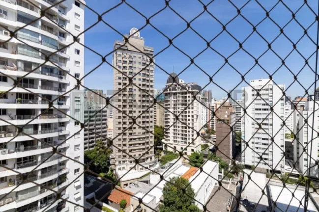 Imagem Localizado no coração do Itaim, este incrível projeto da renomada construtora Lindenberg é simplesmente imperdível! Com uma localização privilegiada,