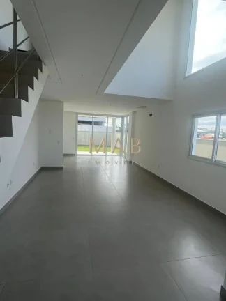 Imagem Oportunidade única: Casa à venda em Florianópolis-SC, Campeche. 3 quartos, 1 suíte, 2 salas, 2 banheiros, 1 vaga, 148m².