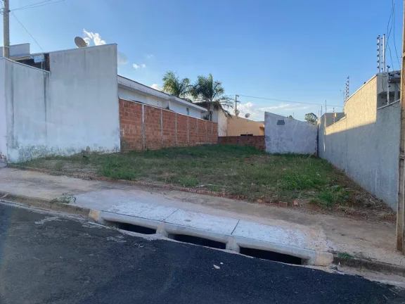 Lote no Jardim Pedro Borgonovi